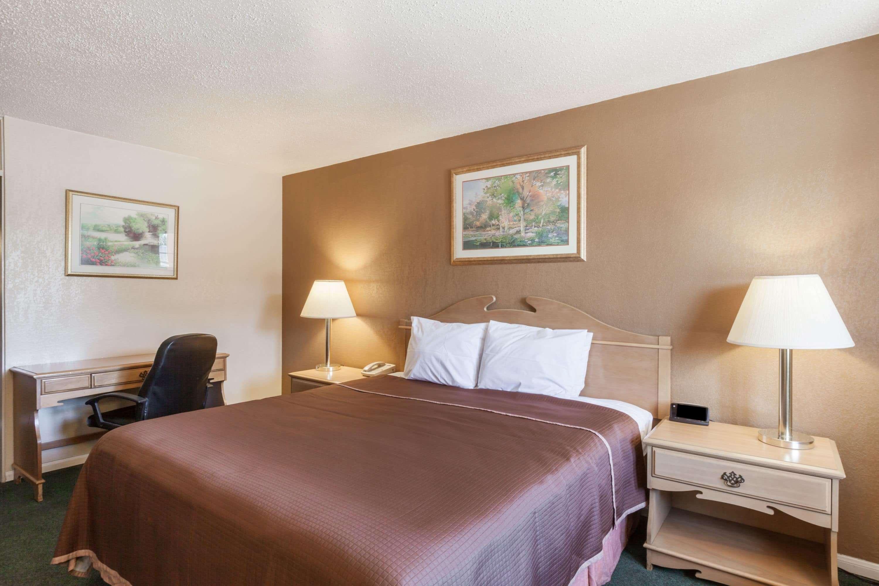 Howard Johnson By Wyndham Bakersfield Kültér fotó