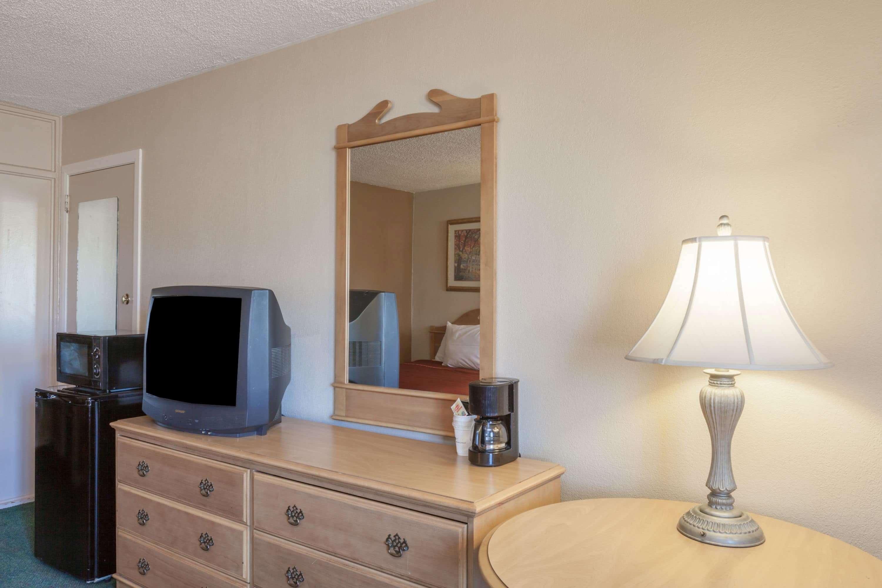 Howard Johnson By Wyndham Bakersfield Kültér fotó